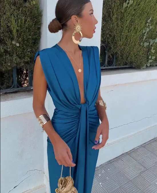 Everleigh | Timeless Elegance Cocktail Dress BULLCAPTAIN