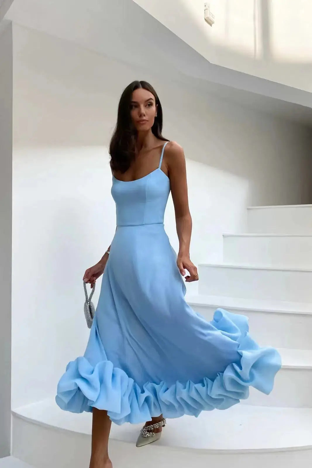 Elegant Midi Evening Dress with Ruffles BULLCAPTAIN