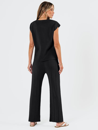 Women's lounge set fabric detail