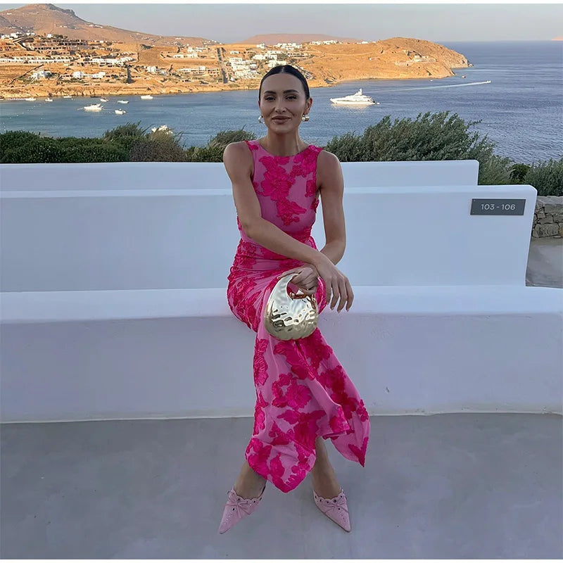 Lily™ | Elegant Maxi Dress with Pink Floral Design 5