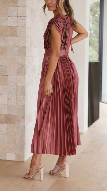 Maria™ | Elegant Pleated Maxi Dress 3