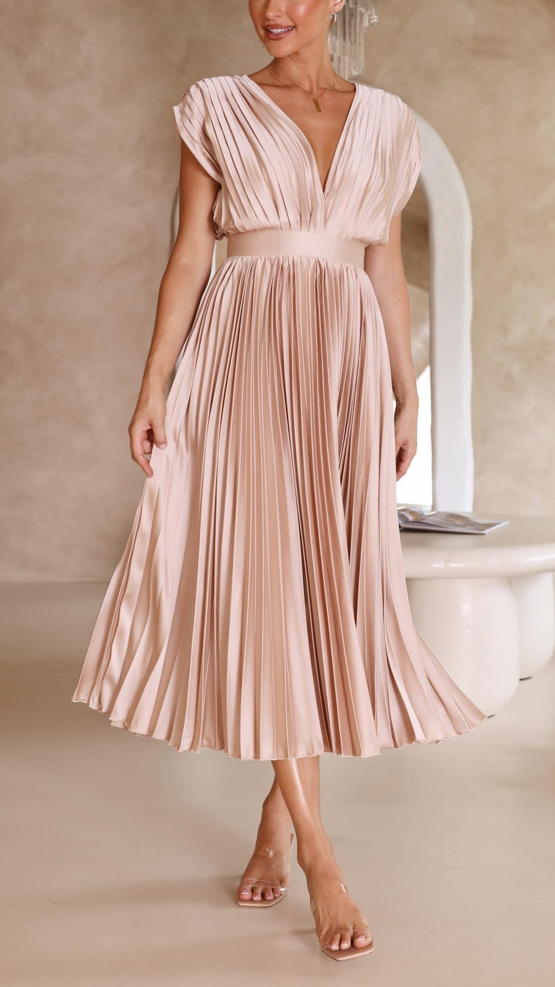 Maria™ | Elegant Pleated Maxi Dress 6