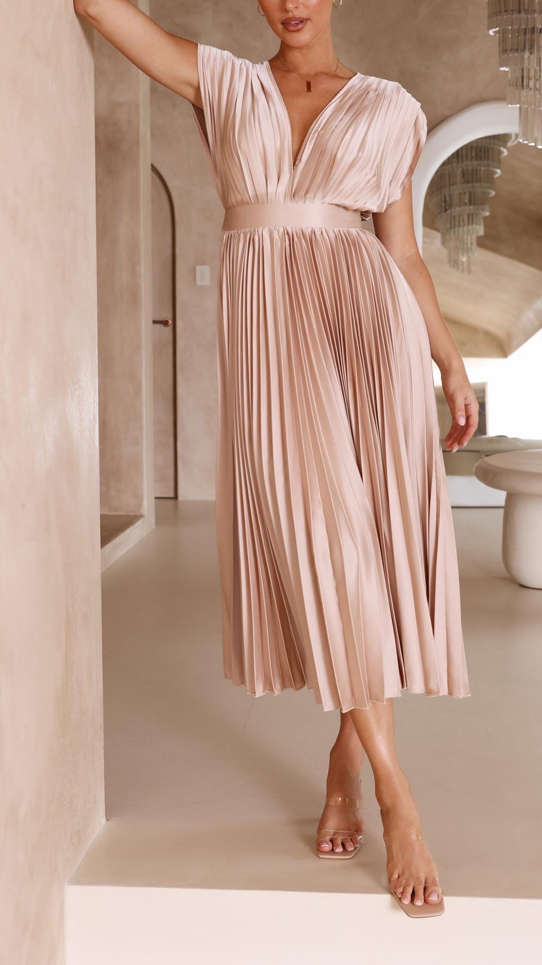 Maria™ | Elegant Pleated Maxi Dress 8
