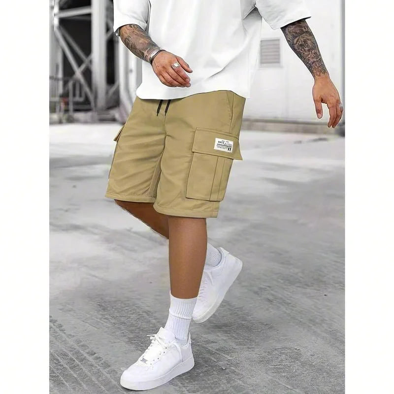 Men's cargo shorts side pocket detail